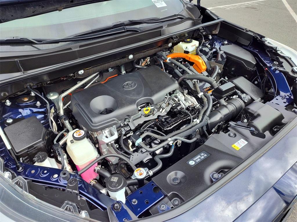 Toyota RAV4 Hybrid — na co zwrócić uwagę przy serwisie baterii i napędu